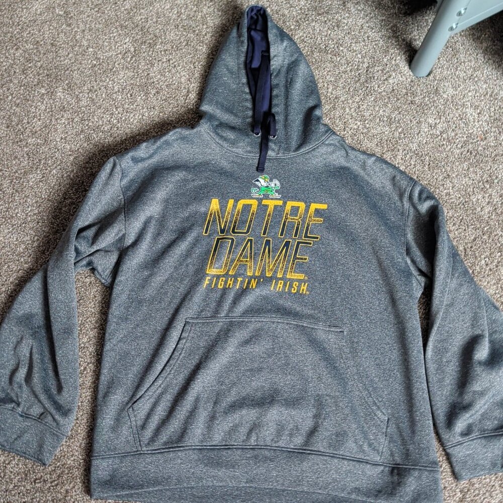 Champion NCAA Notre Dame Fightin' Irish Size XL Heavyweight Hooded Sweatshirt